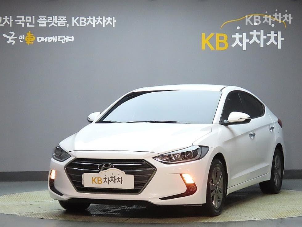 Hyundai Avante (Elantra)AD 1.6 GDi Modern - Image 1