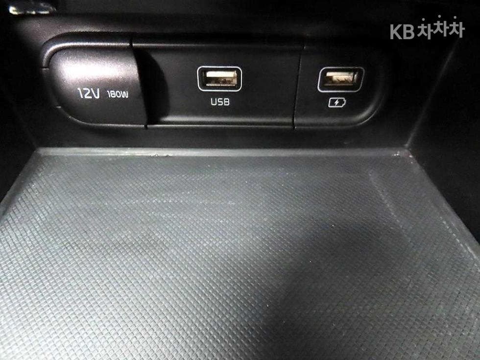 Киа K5 3-토 поколение1.6 Бензин Турбо Signature - 15