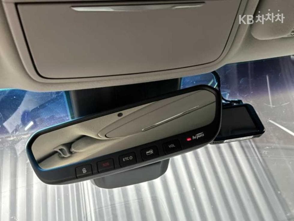 Дженезис EQ9003.8 GDI AWD Премиум Люкс - 11