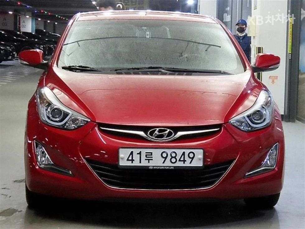 Хюндай The New (фейслифт) Avante (Elantra)1.6 VGT Premium Стандартен - 2