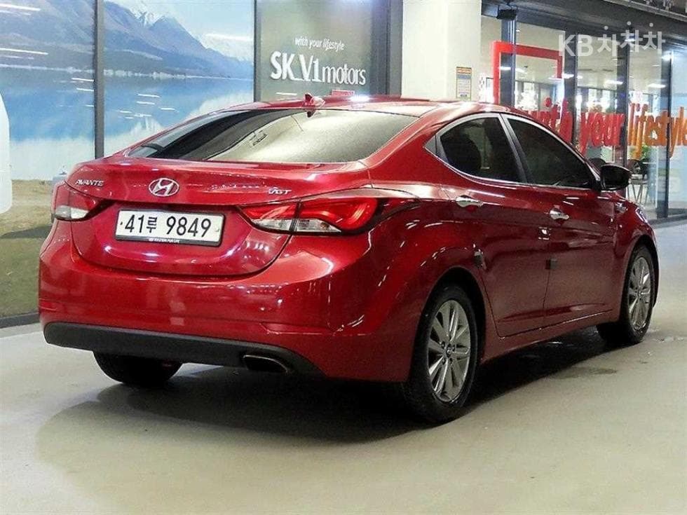 Хюндай The New (фейслифт) Avante (Elantra)1.6 VGT Premium Стандартен - 4