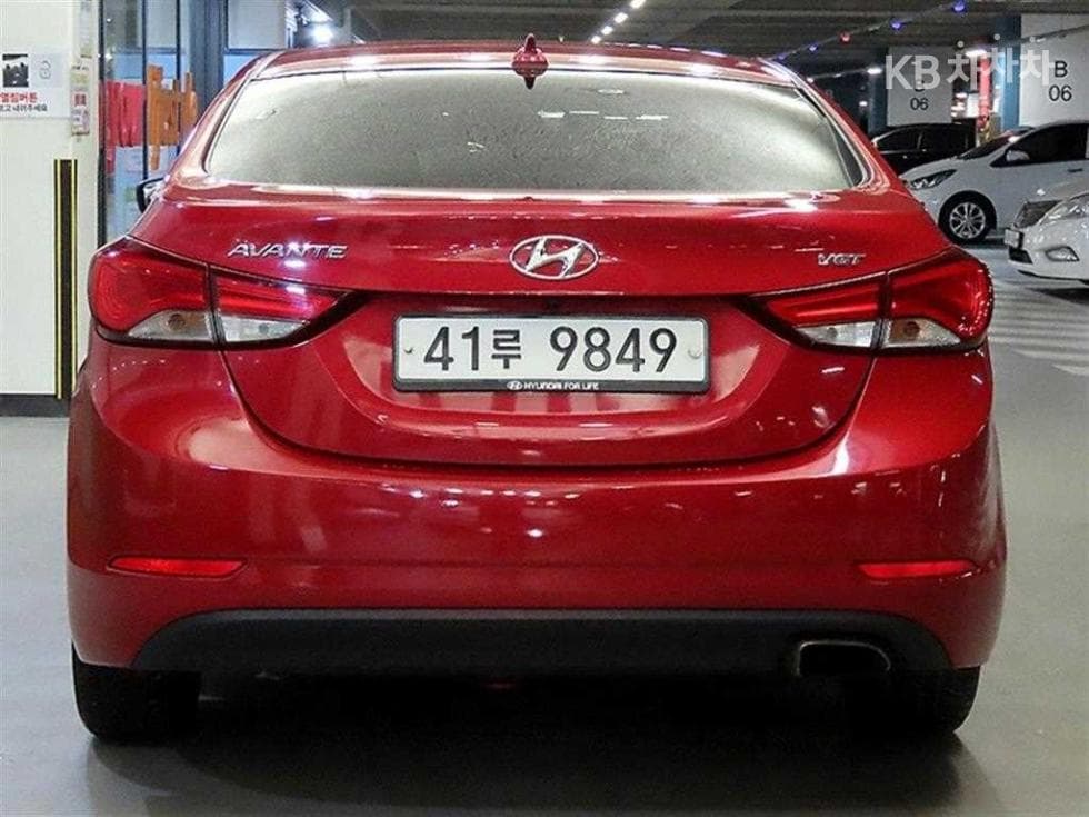 Хюндай The New (фейслифт) Avante (Elantra)1.6 VGT Premium Стандартен - 5