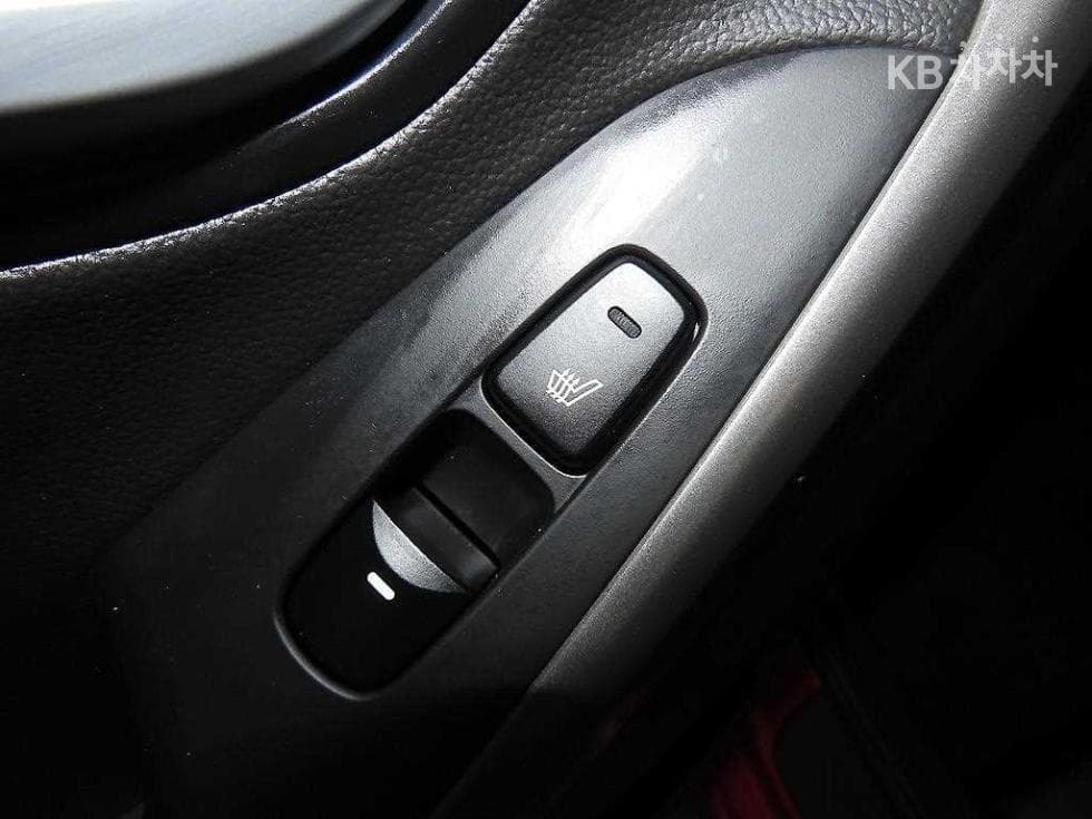 Хюндай The New (фейслифт) Avante (Elantra)1.6 VGT Premium Стандартен - 15