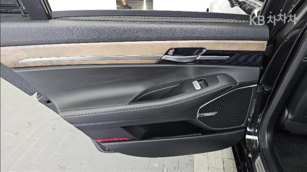Дженезис G903.3T GDi AWD Премиум Люкс - 11