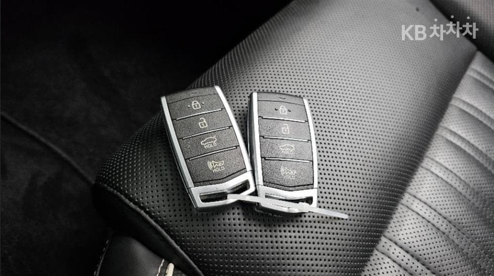 Дженезис G903.3T GDi AWD Премиум Люкс - 13