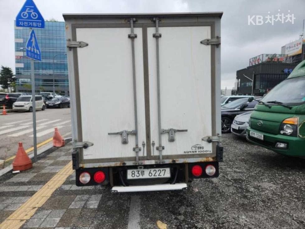 Киа Бонго 3 (лек)1 тон 냉동Товарна надстройка차 Удължено междуосие Plus형 Королевска кабина Deluxe - 4