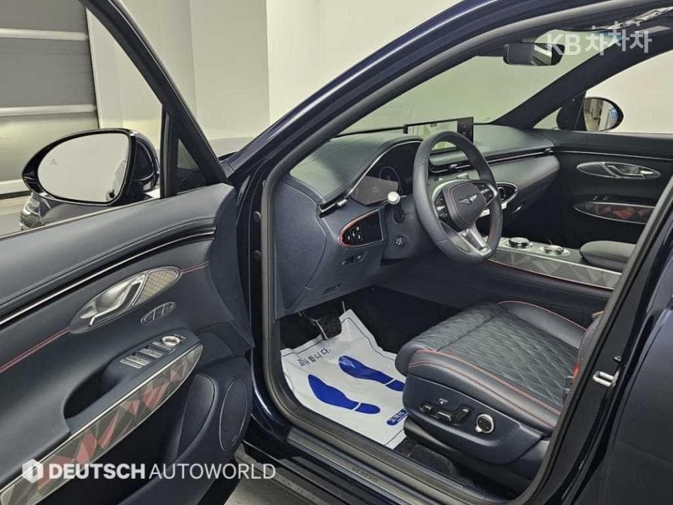 Дженезис GV70Бензин 2.5T 스포츠패키지 AWD - 11