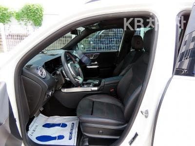 Mercedes-Benz GLB(X247)GLB 250 4Matic - 5