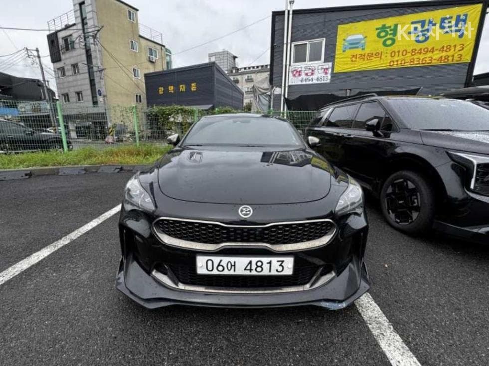 Киа Stinger 2.0 Турбо 4x4 플래티넘 - Image 1