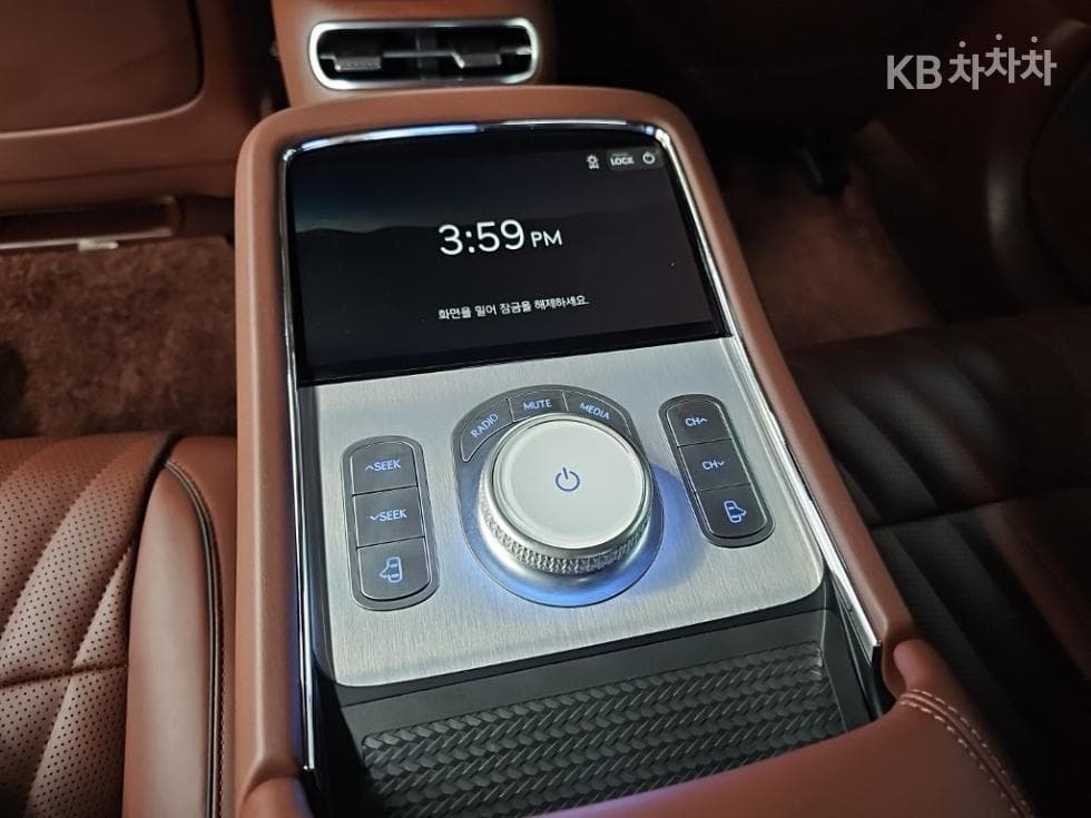 Дженезис G90(RS4)3.5T AWD Стандартен - 13