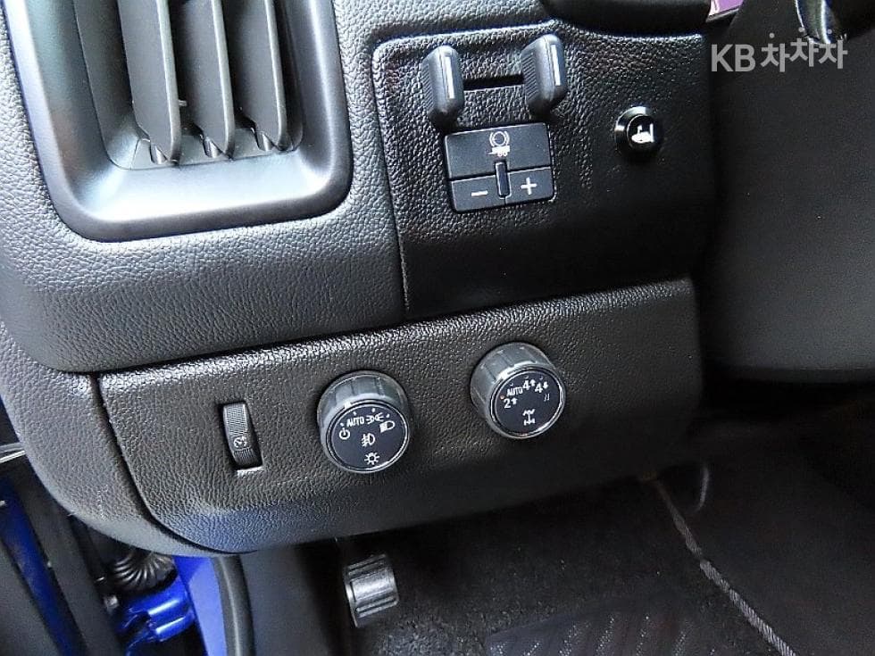 GM Korea Colorado3.6L V6 4WD Extreme-X - 11