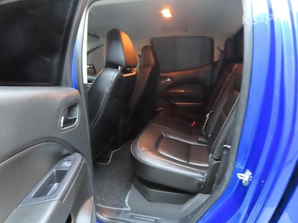 GM Korea Colorado3.6L V6 4WD Extreme-X - 17