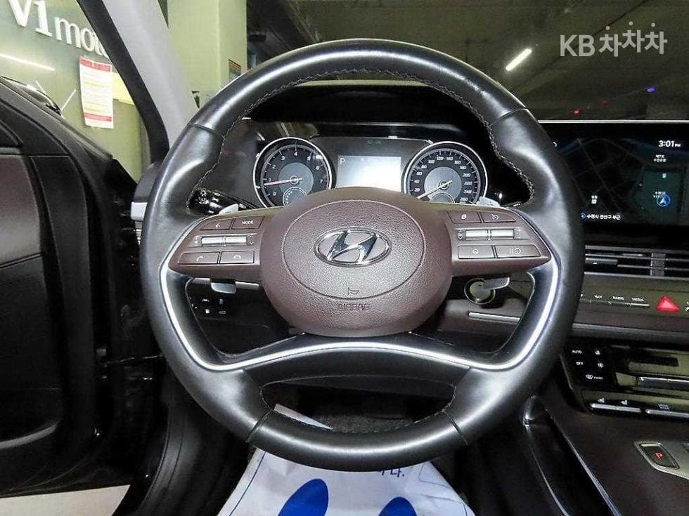 Хюндай The New (фейслифт) Grandeur (Azera)2.5 Premium 초이스 - 8