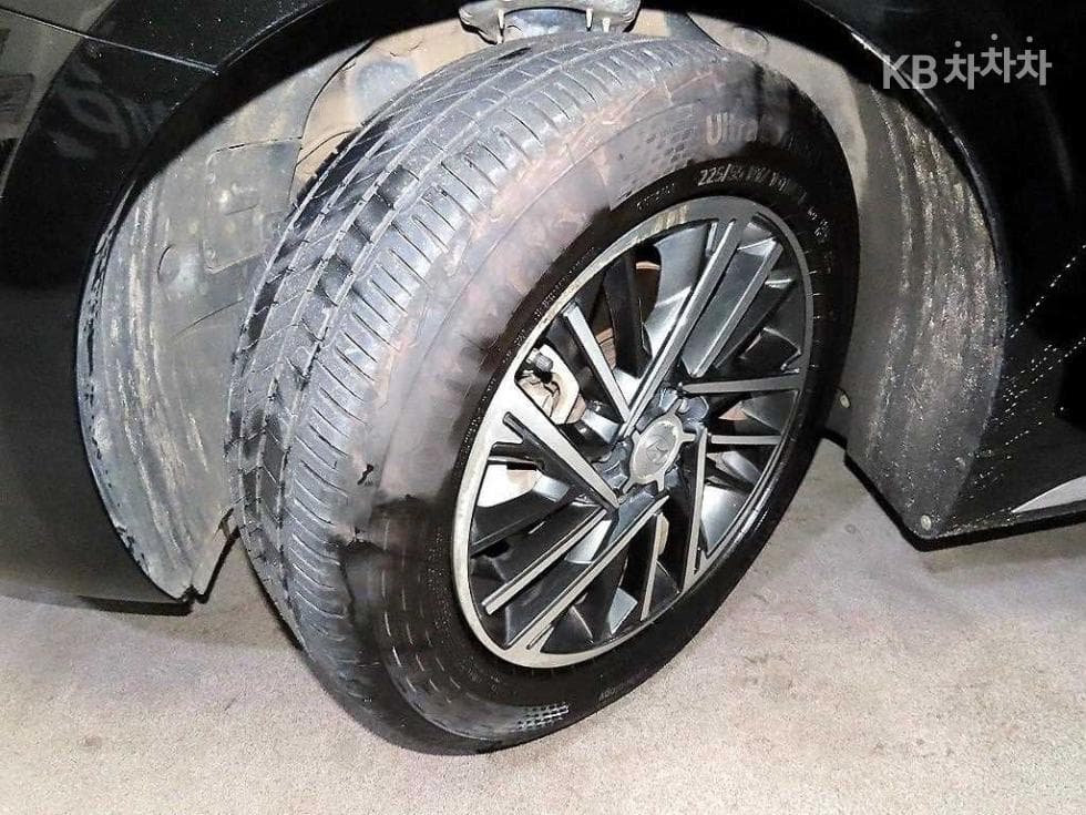 Хюндай The New (фейслифт) Grandeur (Azera)2.5 Premium 초이스 - 19