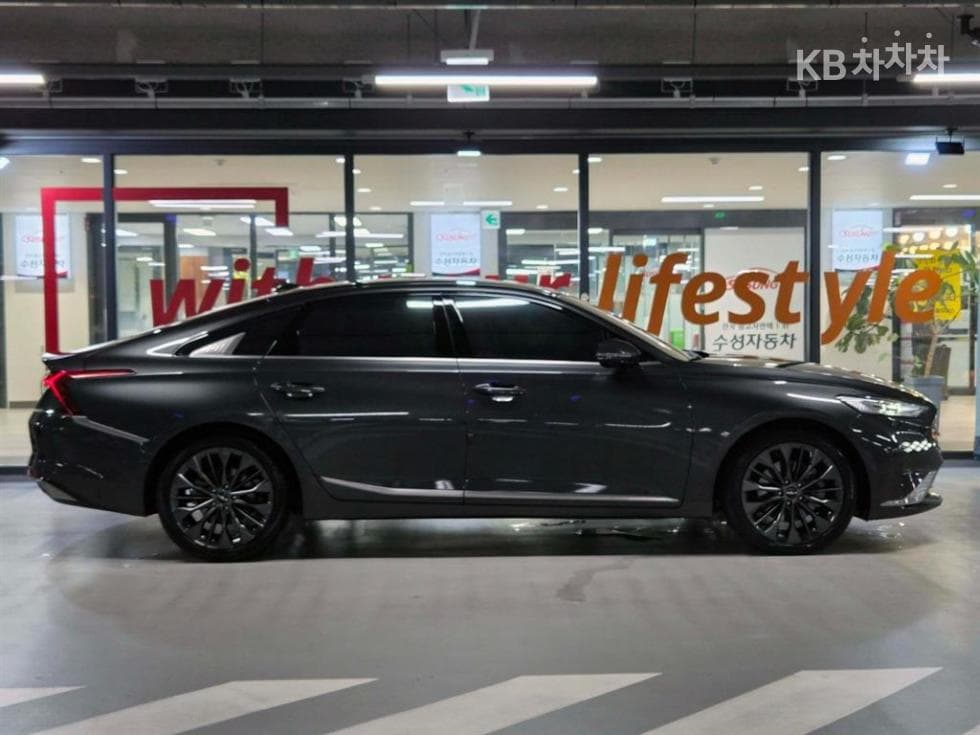 Киа K82.5L бензин Signature Специал (специален признак/издание) - 3
