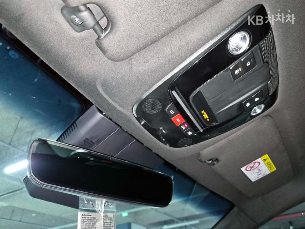 Киа K82.5L бензин Signature Специал (специален признак/издание) - 18