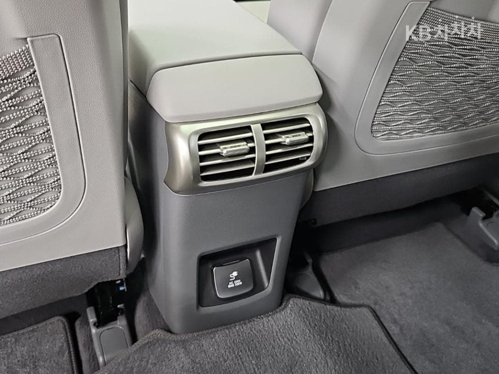 Hyundai NexoPremium - 13