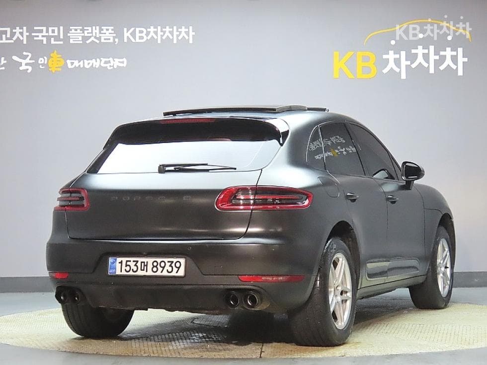 Porsche 마칸2.0 - 2