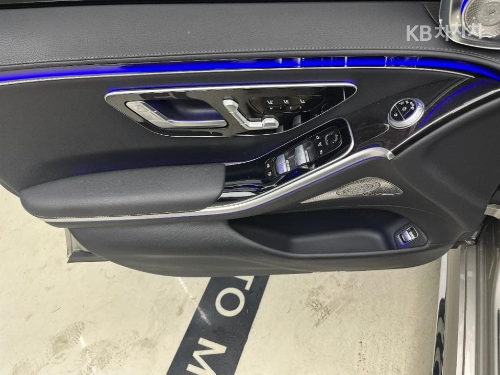Mercedes-Benz New S-ClassS500L 4MATIC W222 - 11
