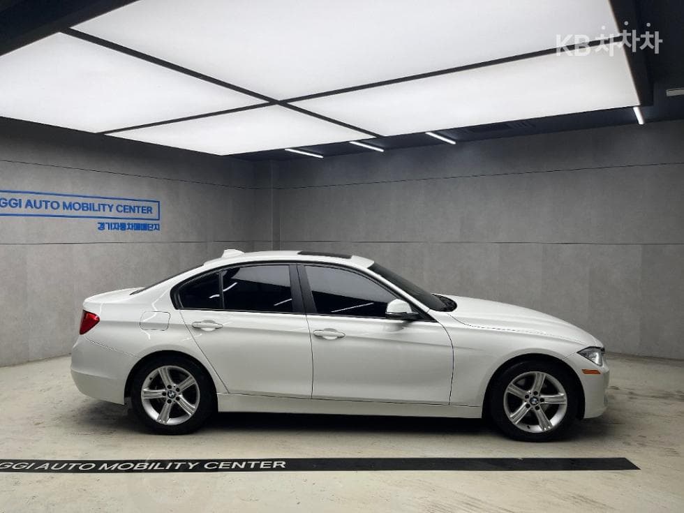 BMW New3 Series320d F30 - 2