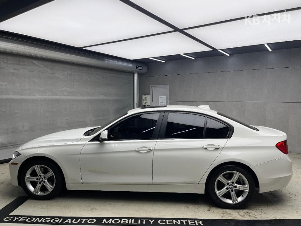 BMW New3 Series320d F30 - 4