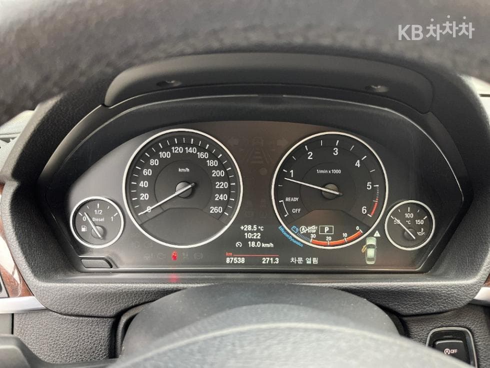 BMW New3 Series320d F30 - 8