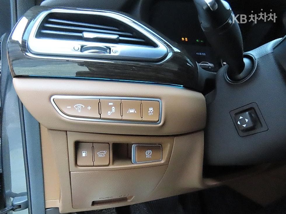 Genesis G903.8 GDi AWD Premium Luxury - 12