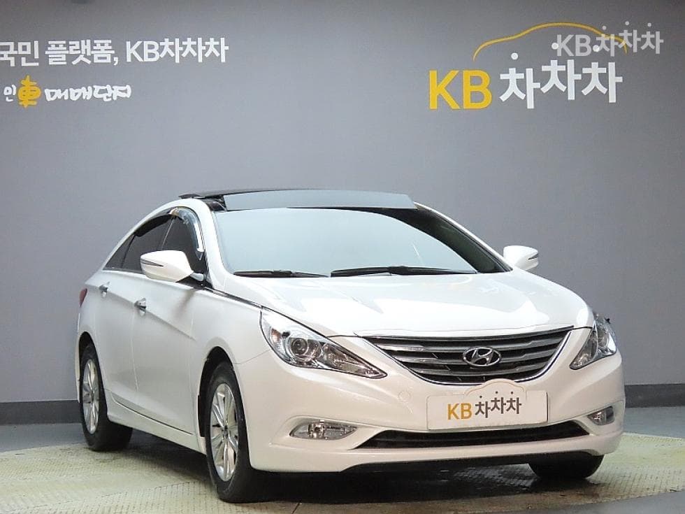 Hyundai YFSonataCVVL Luxury - 3