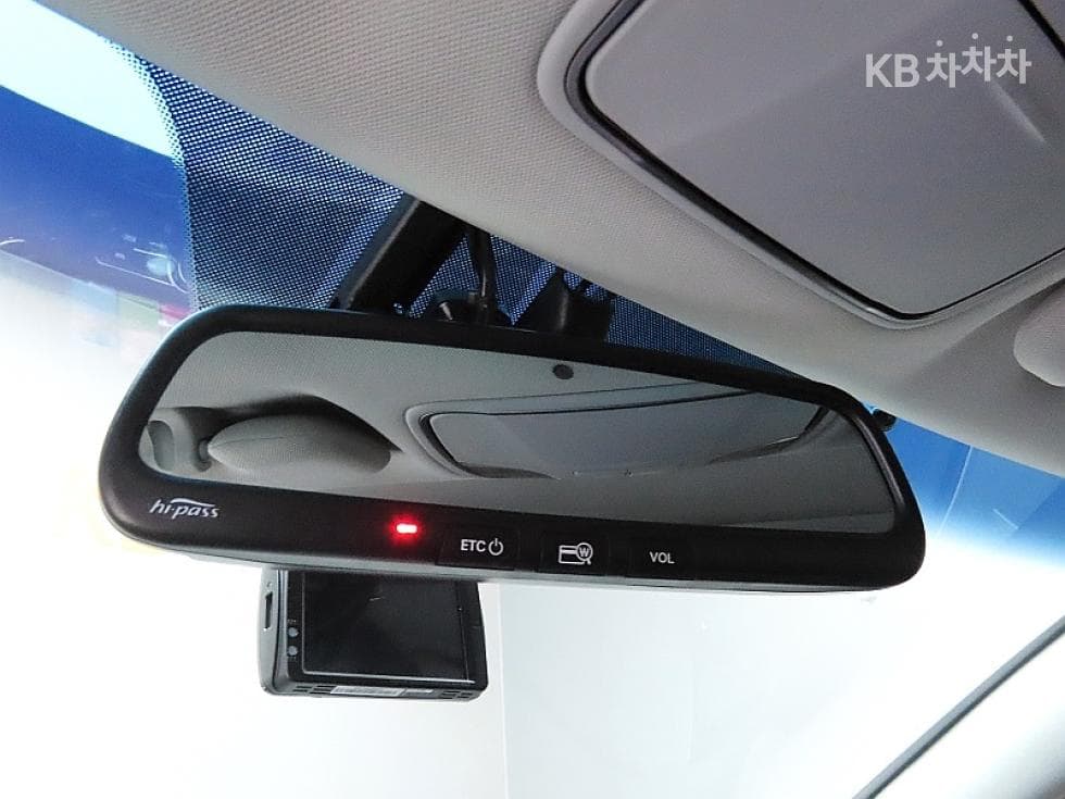 Hyundai YFSonataCVVL Luxury - 15