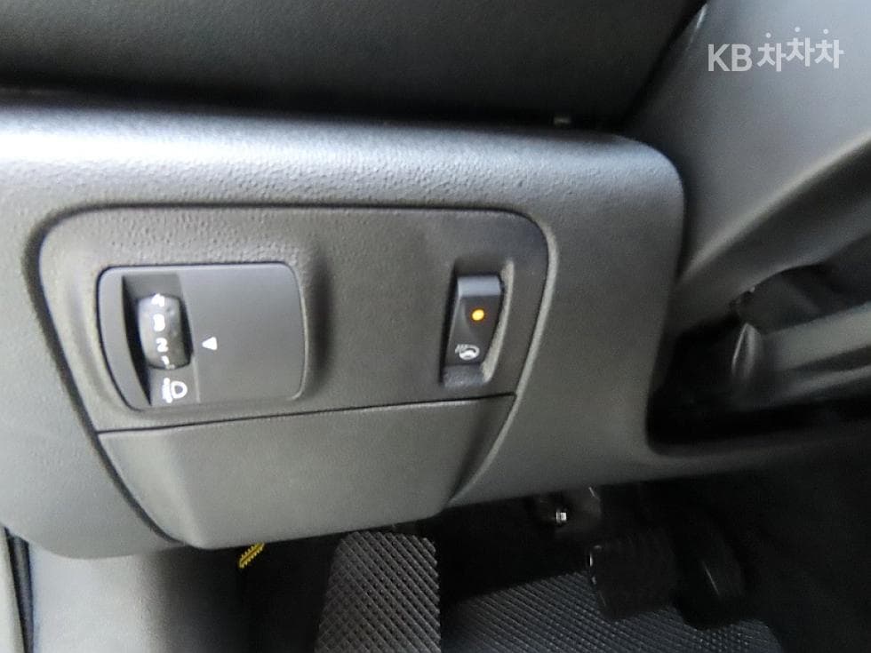 Renault Korea SM62.0 LPe Rental car SE - 11