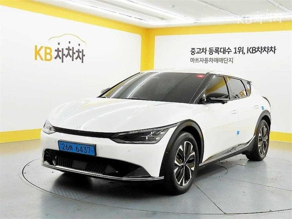 Kia EV6 롱 레Seater지 2WD 어스 - Image 1