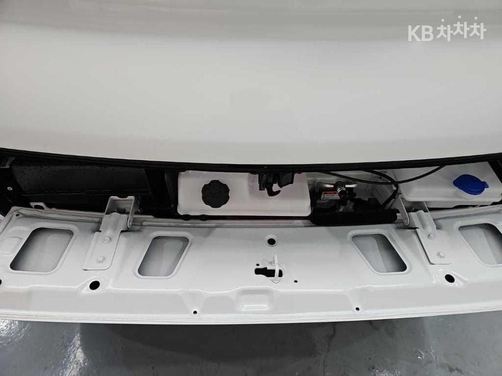 Хюндай Porter 2Удължено междуосие Super Cab LPG Premium - 5