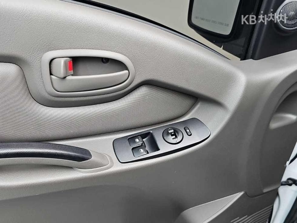 Хюндай Porter 2Удължено междуосие Super Cab LPG Premium - 14