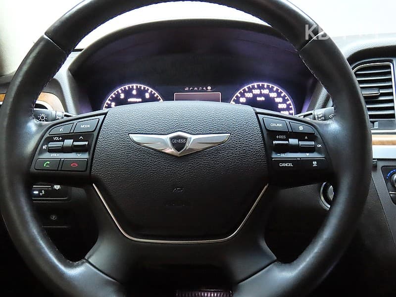 Hyundai GenesisDHG380 파이니스트 에디션 AWD - 16