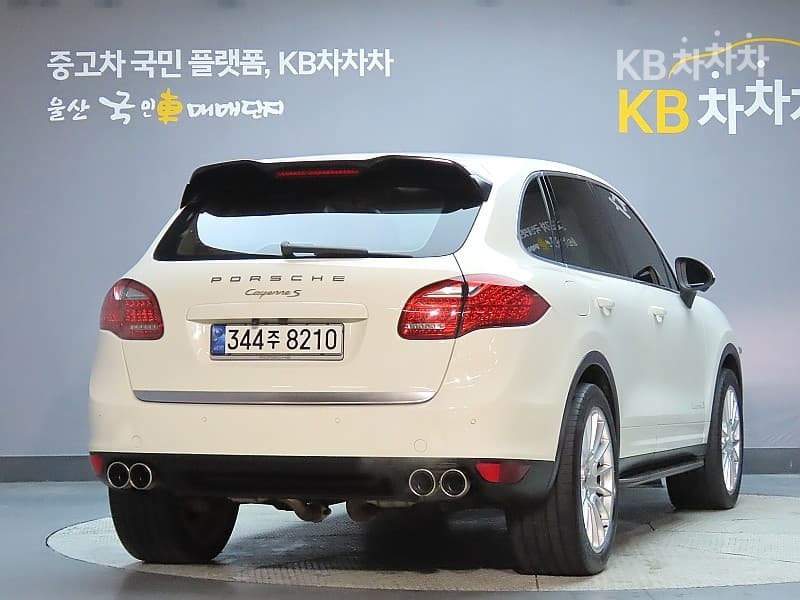 Porsche New Cayenne(958)4.8 S 958 - 3