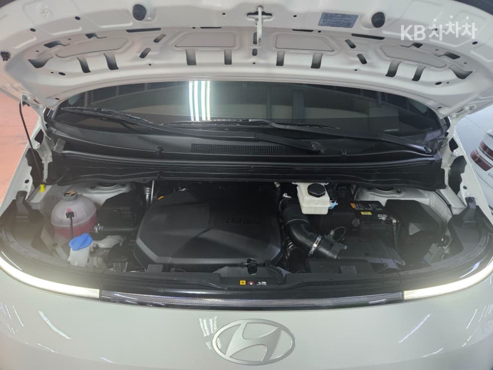Хюндай Staria2.2 Турер 9 AWD Modern - 6
