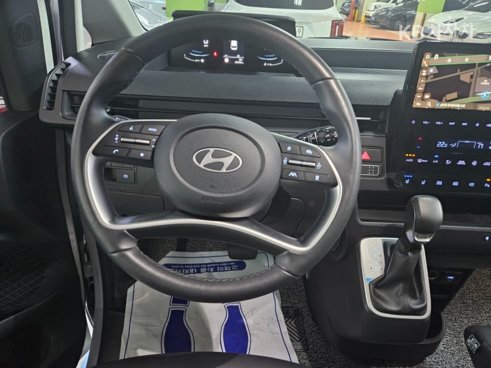 Хюндай Staria2.2 Турер 9 AWD Modern - 16