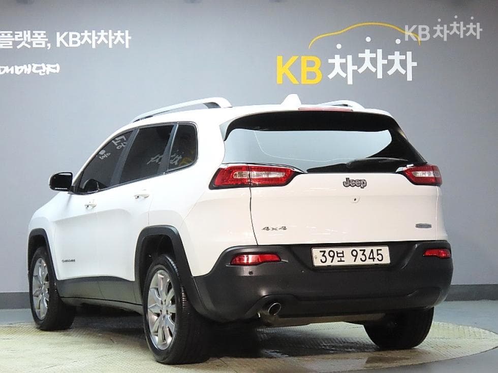 지프 체로키(KL)2.4 Бензин AWD Longitude High - 4