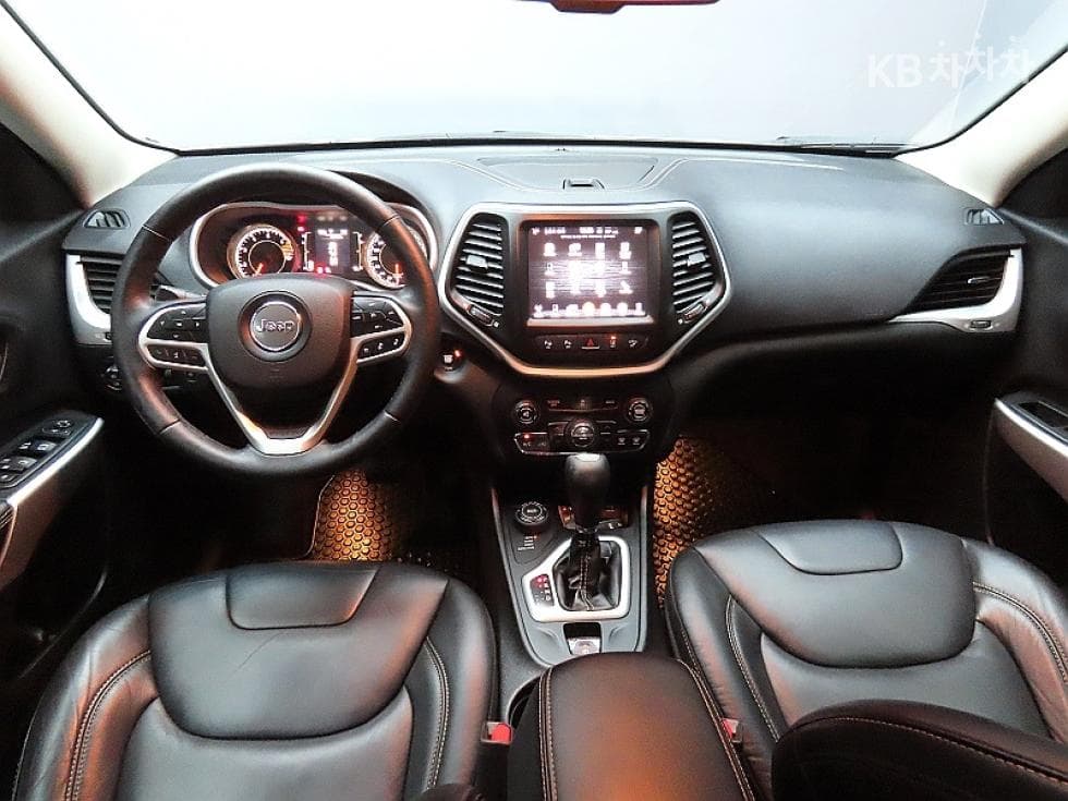 지프 체로키(KL)2.4 Бензин AWD Longitude High - 6