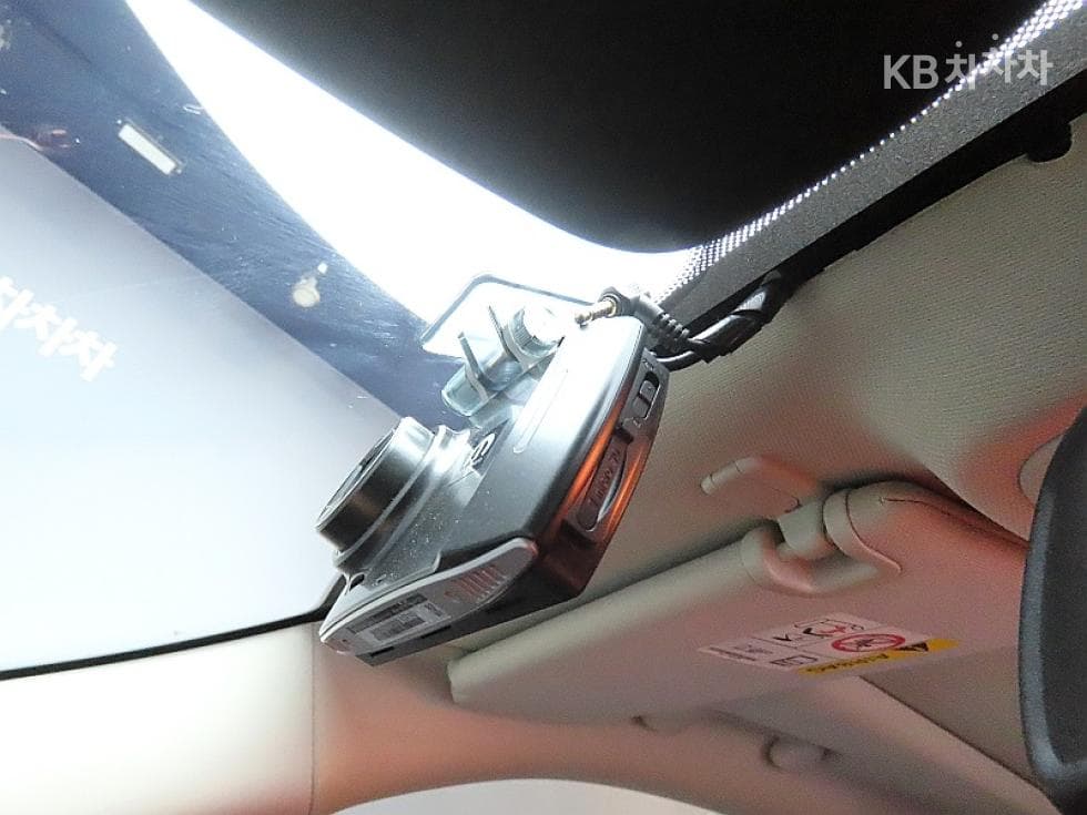 지프 체로키(KL)2.4 Бензин AWD Longitude High - 16