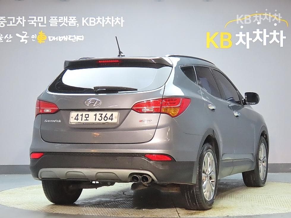 Хюндай Санта Фе DMХонда R-двигател 2.0 дизел 2WD PREMIUM Стандартен - 2