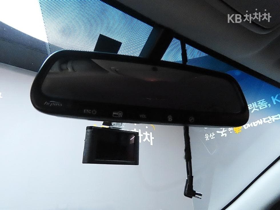 Хюндай Санта Фе DMХонда R-двигател 2.0 дизел 2WD PREMIUM Стандартен - 15