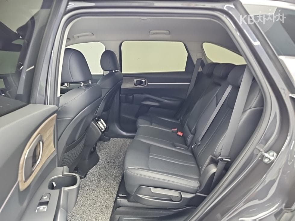 Kia The New (facelift) Sorento MQ42.2 Diesel AWD Prestige - 12
