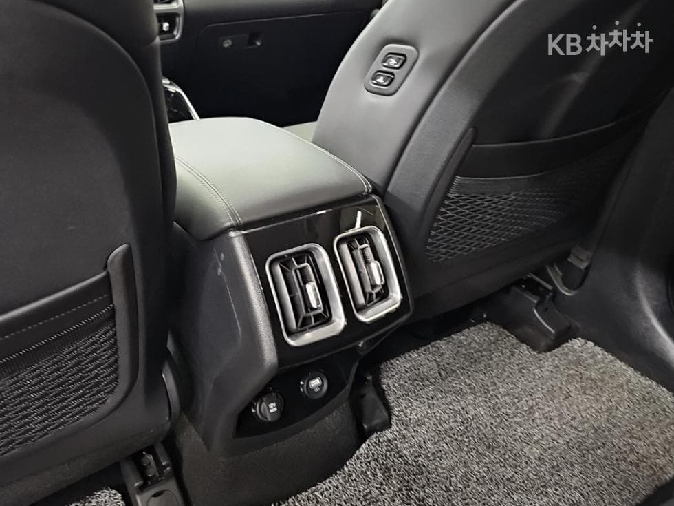 Kia The New (facelift) Sorento MQ42.2 Diesel AWD Prestige - 13