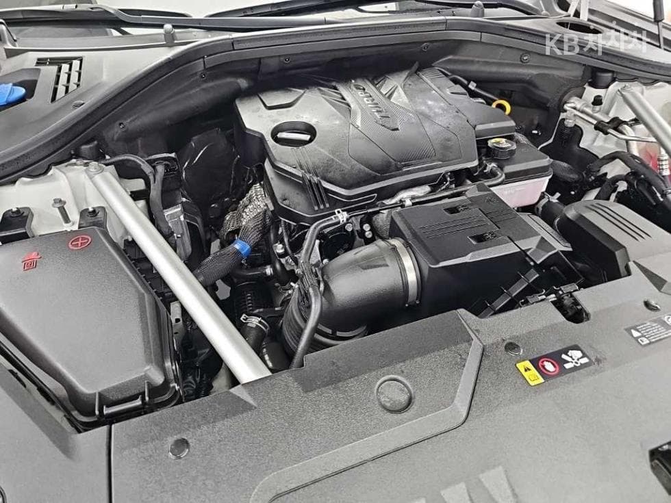 Genesis GV70Gasoline 2.5T 2WD - 19