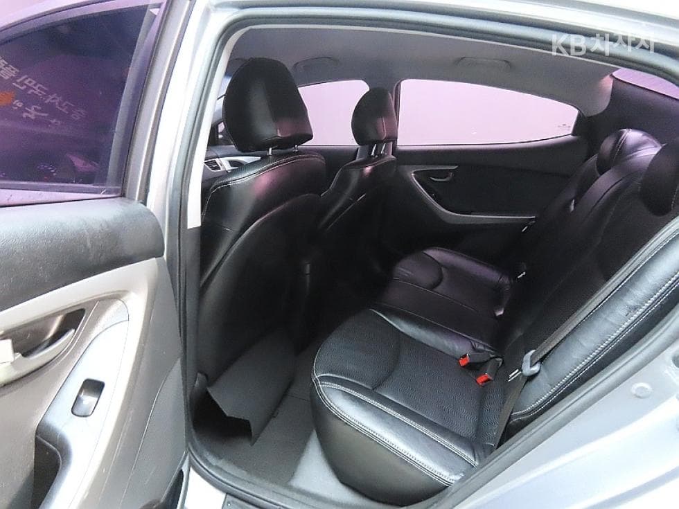 Hyundai Avante (Elantra)MDM16 GDI Smart - 11