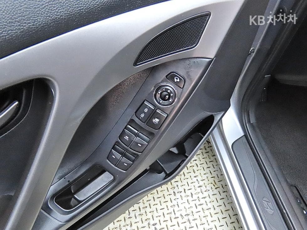 Hyundai Avante (Elantra)MDM16 GDI Smart - 13