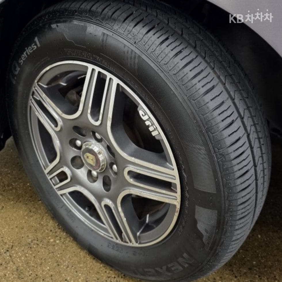 Hyundai Accent(신형)위트 1.6 VGT Modern - 7