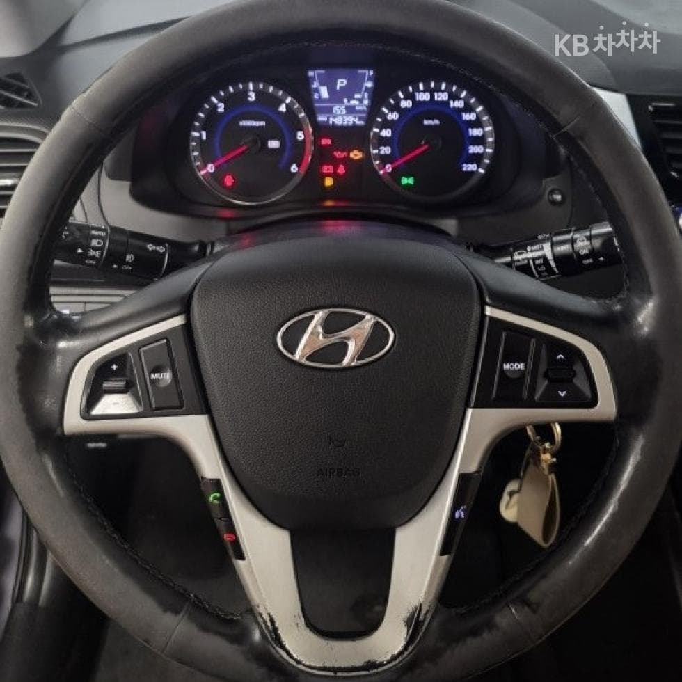 Hyundai Accent(신형)위트 1.6 VGT Modern - 8