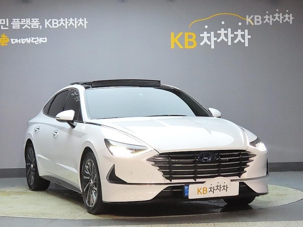 Hyundai Sonata (DN8)2.0 Premium 밀레니엄 - 3